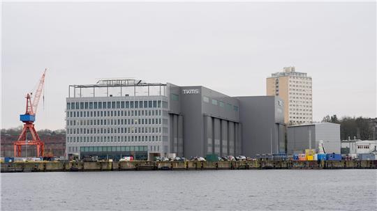 Über dem Werftgelände in Kiel wurden auch Drohnen beobachtet. (Archivbild) 