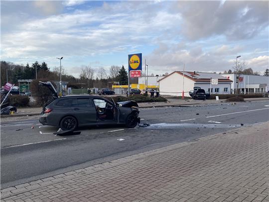 Über die Braunschweiger Straße erstreckte sich ein Trümmerfeld. Foto: Kasemir