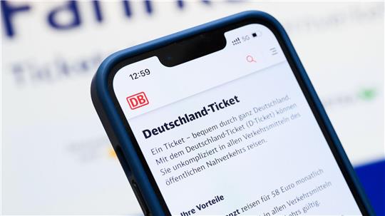 Über die Deutsche Bahn können Deutschlandtickets im Raum Lüchow-Dannenberg weiter gekauft werden. (Archivbild)