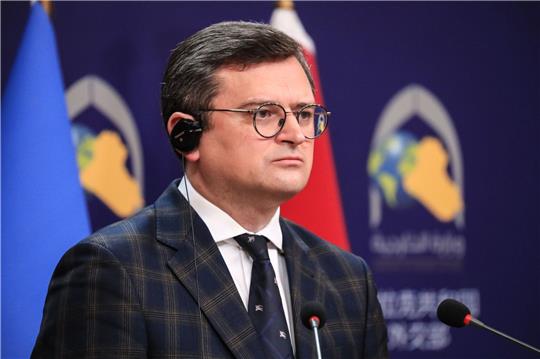 Ukraines Außenminister Dmytro Kuleba sieht in den Minenfeldern und der Lufthoheit der Russen die größten Probleme.