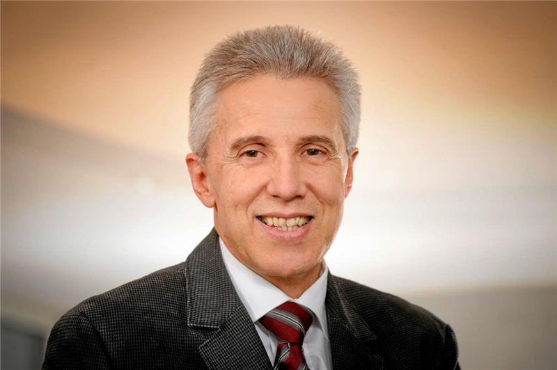 Ulrich Diestel verlässt die Harz-Energie und gibt seinen Posten als Geschäftsführer an Dirk Schaper weiter.  Fotos: privat