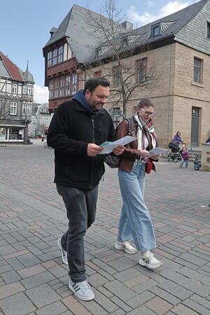Um das Rätsel zu lösen, müssen die Teilnehmer quer durch Goslar.