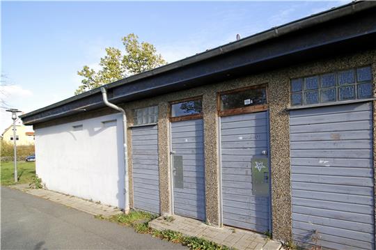 Um die Erreichbarkeit der Toiletten dauerhaft zugänglich zu gewährleisten, hat die Stadt vor einem Jahr das Gebäude gekauft. Die WC-Anlage ist derzeit nicht geöffnet. Archivfoto: Epping