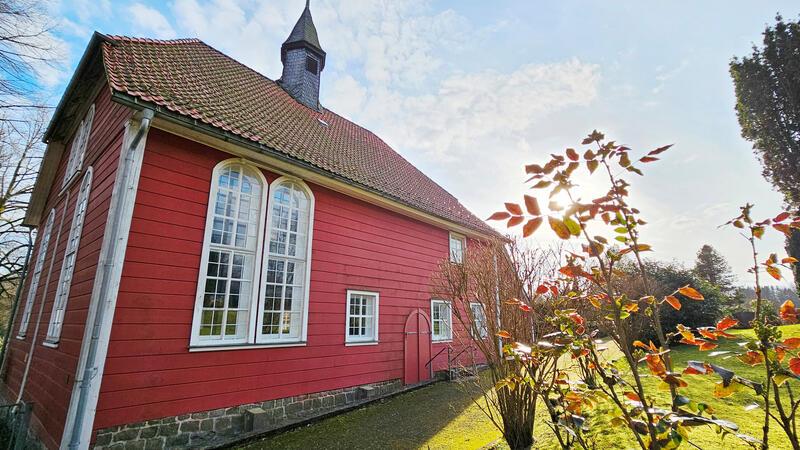 Oberharzer Kirchengemeinden schließen sich zusammen Um die Kapellengemeinde Buntenbock zu integrieren wird sie zur Ortskirchengemeinde.