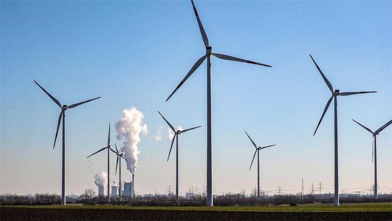 Um seine Klimaziele zu erreichen, muss Deutschland nach einer Studie noch viel Geld ausgeben (Archivbild).