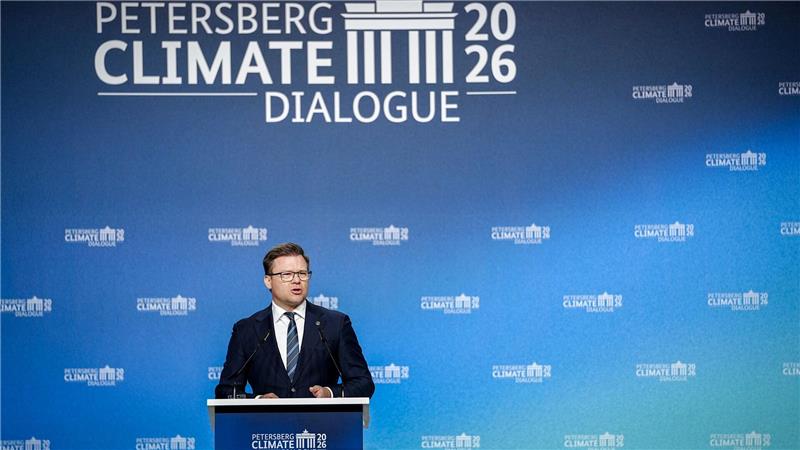 Umweltminister Carsten Schneider hat den Klimadialog eröffnet.