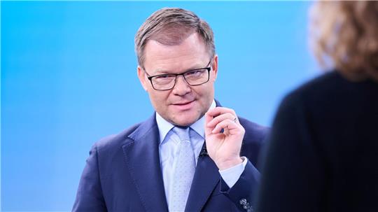 Umweltminister Carsten Schneider will noch mehr Recycling.