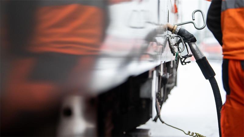 Unbekannte haben Hunderte Liter Diesel von Lokomotiven geklaut. (Symbolbild)