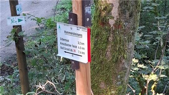 Unbekannte stehlen Wegweiser zwischen Zellerfeld und Wildemann.