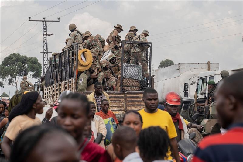 Immer mehr Zivilisten schwer verletzt in Ost-Kongo-Konflikt Uniformierte auf einem Lastwagen: Der Osten des Kongo gilt als eine der gefährlichsten Regionen der Welt.