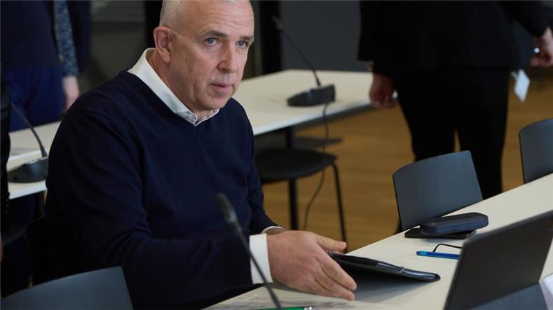 1. FC Union prüft nach DFB-Urteil zivilrechtliche Schritte Union-Präsident Dirk Zingler will nach dem Urteil auch zivilrechtliche Schritte einleiten.