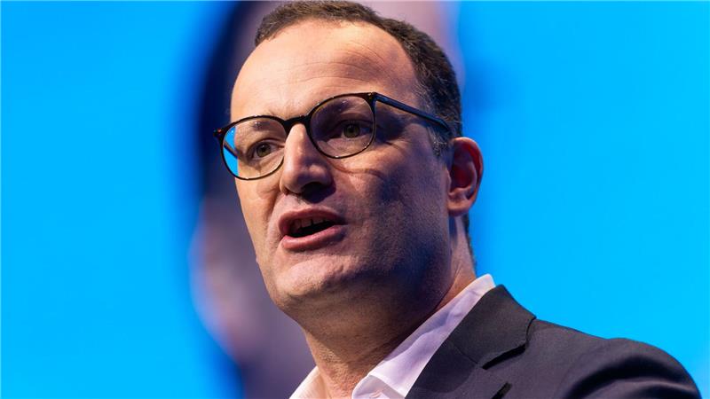 Wie „Abweichler“ Regierende ins Schwitzen bringen Unionsfraktionschef Jens Spahn wird vorgehalten, bisherige Krisen nicht ausreichend gemanagt zu haben. (Archivbild)