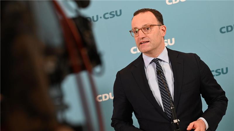 Koalitionsstreit über Wehrdienst eskaliert Unionsfraktionschef Jens Spahn zeigte sich am Nachmittag noch optimistisch.