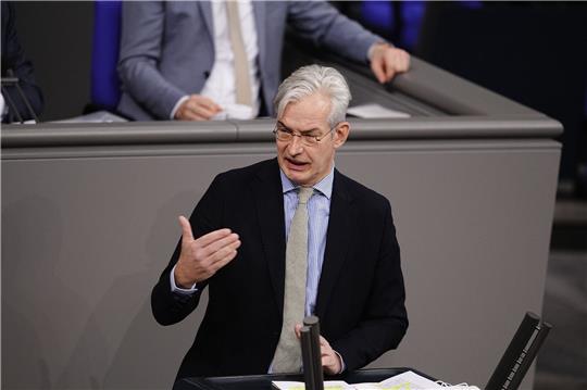 Unionsfraktionsvize Mathias Middelberg verweist darauf, dass sich auch SPD-Ministerpräsidenten für eine Rücknahme der Agrardiesel-Streichung ausgesprochen hätten.