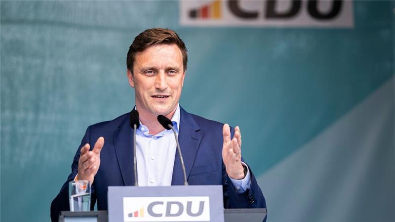 Unter Fraktions- und Landesparteichef Sebastian Lechner ist die CDU laut einer Umfrage zur stärksten Kraft in Niedersachsen geworden. (Archivbild)