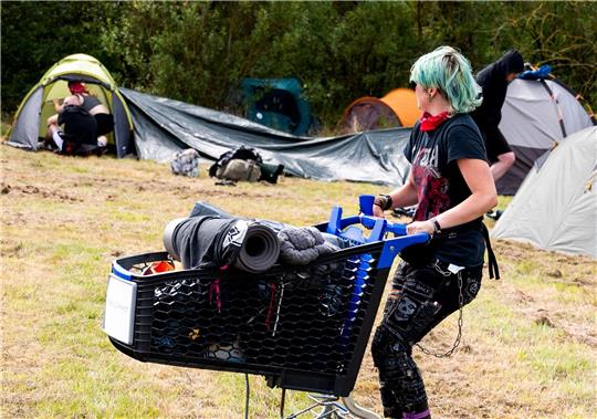 Unter dem Motto «Sylt für alle» veranstaltet die Gruppe «Aktion Sylt» ein mehrwöchiges Protestcamp.