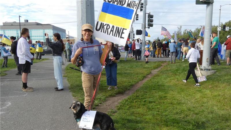 Unter den Demonstranten: auch der ein oder andere Hund. 