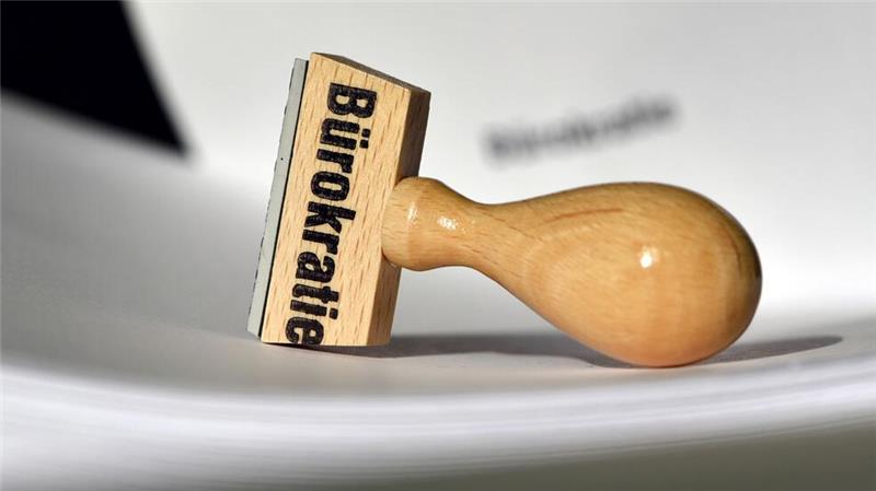 Vorstoß von Grünen: Personalabbau in Bundesministerien Unternehmen und Selbstständige klagen unisono über zu viel Bürokratie. Darüber, wie diese reduziert werden kann, gibt es unterschiedliche Auffassungen. (Symbolbild)