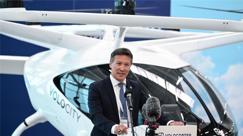 Insolvent, aber zuversichtlich: Volocopter sucht Investoren Unternehmenschef Dirk Hoke sieht Volocopter im nationalen und internationalen Wettbewerb „ganz weit vorne“. (Archivbild)