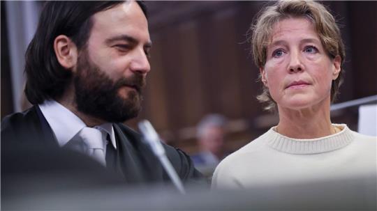 Unternehmerin Christina Block wird von Rechtsanwalt Ingo Bott vertreten.