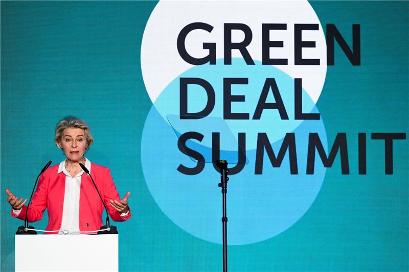 EU-Kommissionschefin wirbt in Tschechien für Green Deal Ursula von der Leyen besucht derzeit Tschechien.