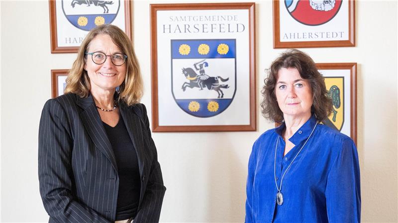 Ute Kück (parteilos,l), Samtgemeindebürgermeisterin von Harsefeld und Susanne de Bruijn (Freie Wählergemeinschaft) ehrenamtliche Bürgermeisterin. Eine brutale Jugendgang, ein Warnbrief der Schulen und besorgte Eltern, die sich zusammenschließen: Im kleinen Örtchen Harsefeld bei Stade ging im Frühsommer die Angst um. 