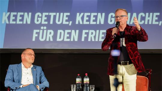 Uwe Steimle weist die Kritik zurück.