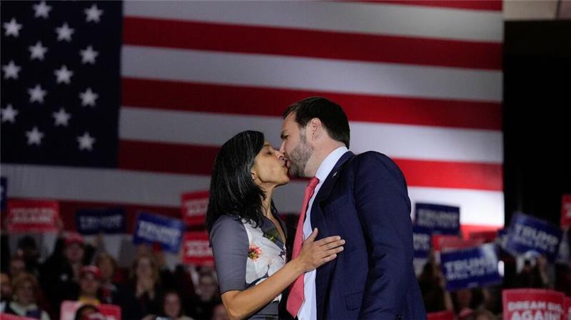 Wer ist J.D. Vance? Das muss man über den US-Vize wissen Vance ist mit einer Juristin verheiratet. (Archivbild)