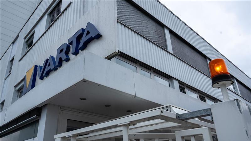 Varta plant Einsparungen in Millionenhöhe Varta will kräftig die Kosten senken. (Foto - Archiv)