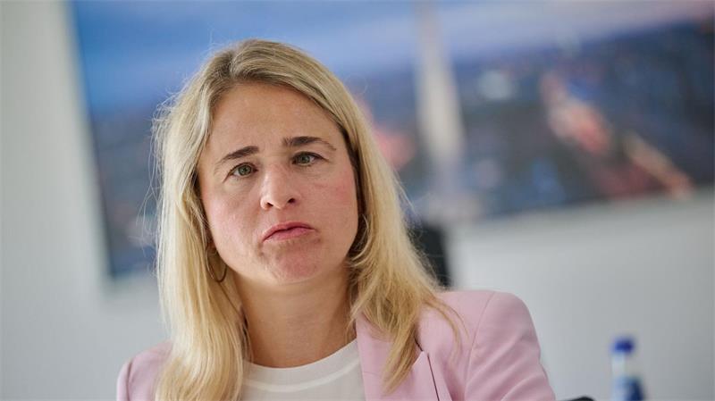 VdK-Präsidentin Verena Bentele im Interview: Die Vorschläge zur Rentenreform will sie nicht komplett „in die Tonne treten“. 