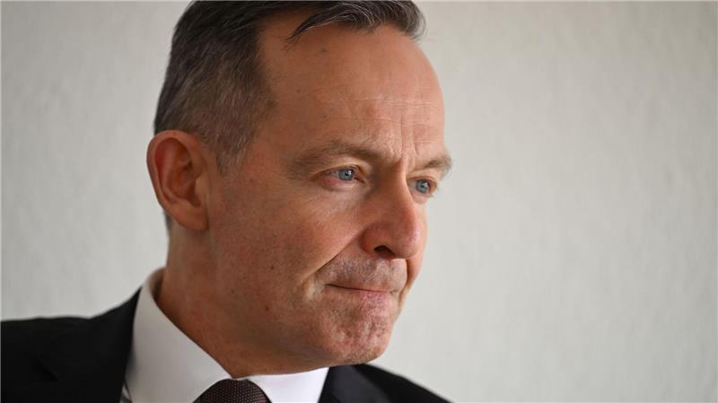 „Verantwortung“ - der Name des Wissing-Buchs spricht Bände. (Archivbild)