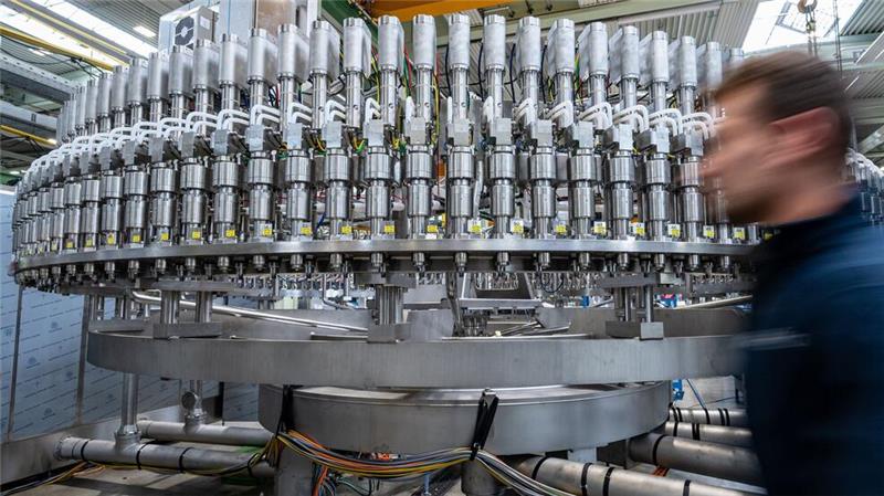 Jeder vierte Maschinenbauer plant Personalabbau Verband erwartet moderaten Personalabbau in der Branche (Archivbild)