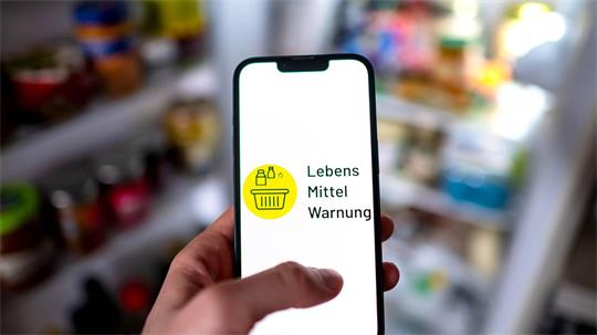 Verbraucher werden gebeten, die betroffene Wokpfanne nicht weiter zu benutzen. (Symbolbild)