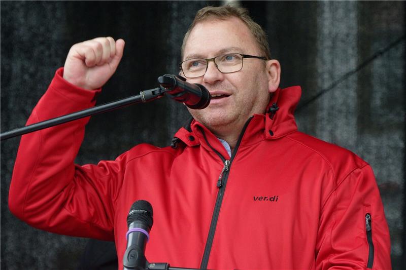 Schlichtung für öffentlichen Dienst eingeleitet Verdi-Chef Frank Werneke: «Am Ende mussten wir feststellen, dass die Unterschiede nicht überbrückbar waren.»