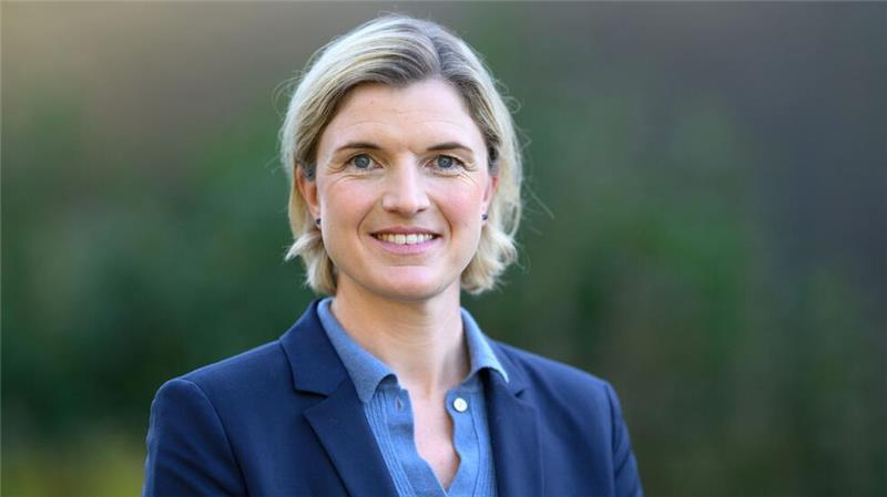 Nordmetall fordert Bewegung in Tarifverhandlungen Verhandlungsführerin Lena Ströbele fordert Bewegung bei den Tarifverhandlungen der Metall- und Elektroindustrie. (Archivbild)