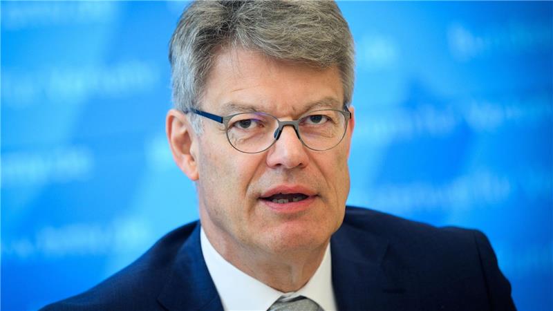 Nächster Schritt für Führerschein-Reform: Das ist geplant Verkehrsminister Schnieder hat Eckpunkte mit den Ländern abgestimmt.