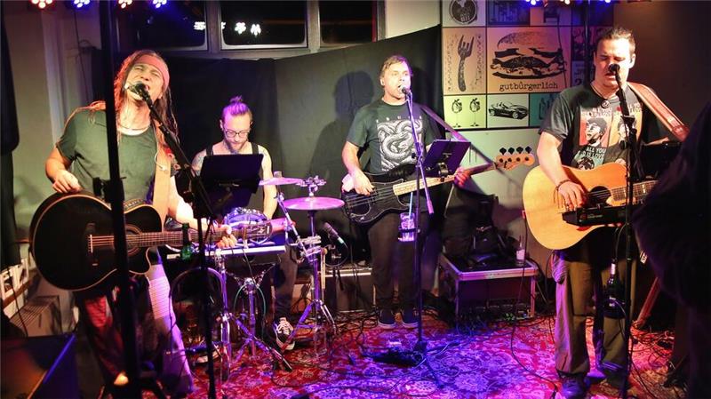 Verschiedene Bands werden, wie hier 2023 Color The Sky im Jasper, auch 2024 beim Honky-Tonk-Festival auftreten. Es findet am 11. Oktober statt.