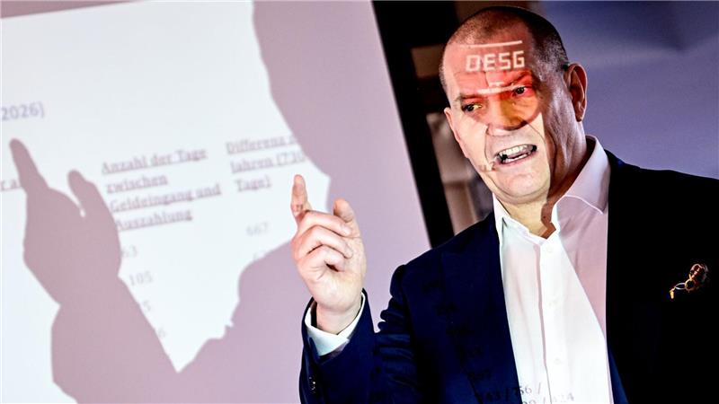 Empörung über Hausverbot bei DESG-Pressekonferenz Versuchte die Vorwürfe zu entkräften: DESG-Präsident Matthias Große.