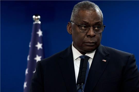 Verteidigungsminister Lloyd Austin sagte, das US-Militär habe im Irak auf Angriffe gegen US-Stützpunkte reagiert.