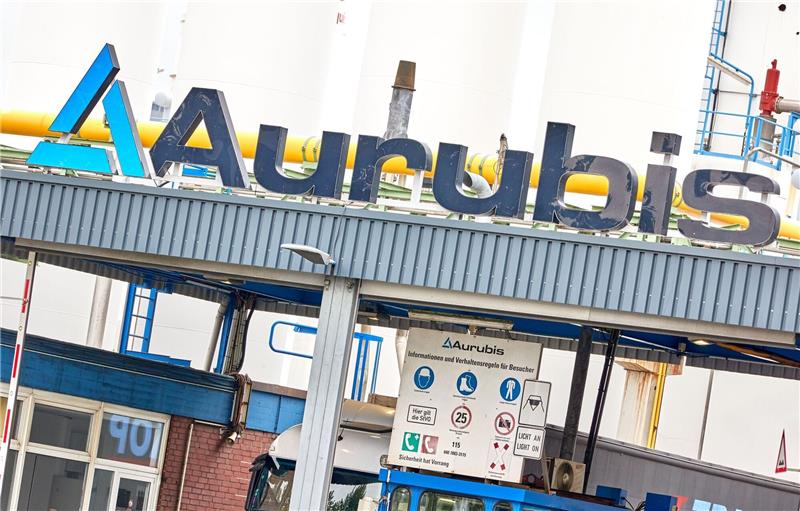 Nach Millionenschaden: Aurubis-Vorstände vor Entlassung Vertreter des Aufsichtsrats des Hamburger Kupferproduzenten Aurubis verhandeln mit drei von vier Vorstandsmitgliedern über eine Beendigung ihrer Vorstandstätigkeit.