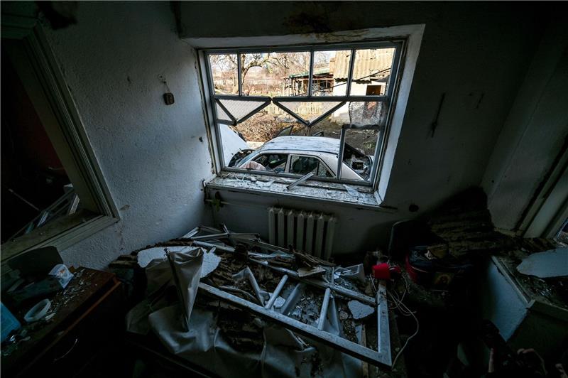 Krieg gegen die Ukraine: So ist die Lage Verwüstung in einem Haus, das bei einem russischen S-300-Raketenangriff zerstört wurde.