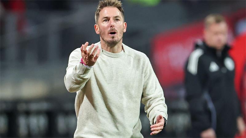 VfL-Trainer Strobl hat Redebedarf nach dieser Partie.