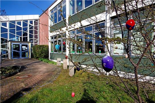 Vicco-von-Bülow-Oberschule und die Förderschule am Harly liefern die Vorlage für die Spende. Foto: Epping
