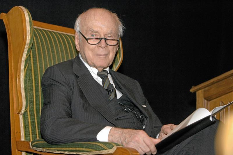 Das Andenken an Loriot ist in Braunlage mager Vicco von Bülow alias Loriot war Deutschlands berühmtester Humorist. Foto: Frank Mächler/dpa