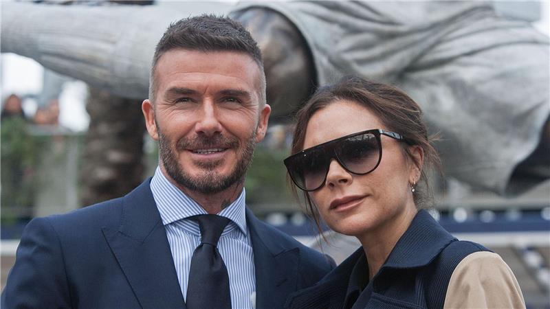 Victoria Beckham zieht ihren Mann David in einem Instagram-Clip für einen Haarschneide-Unfall auf. (Archivbild)