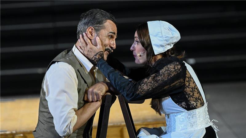 Muntere Festspielpremiere als Mittel gegen „finstere Zeiten“ Viel Emotionen gibt es in den Bad Hersfelder „Sommernachtsträumen“. (Foto Produktion)