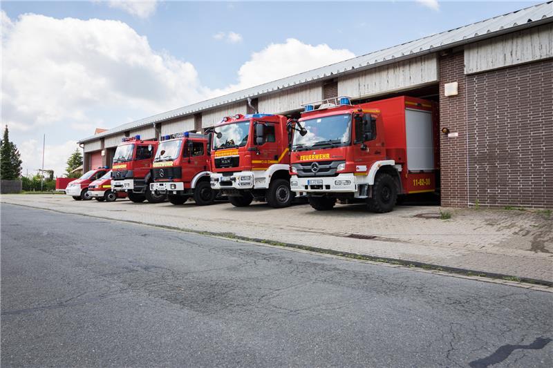 Viel zu wenig Platz für Maschinen, Material und Menschen: Das Gerätehaus der Vienenburger Feuerwehr an der Liethbergstraße hat keine Zukunft. Jetzt ist ein Neubau auf dem Betriebshofgelände an der Glückauf-Straße geplant. Foto: GZ-Archiv