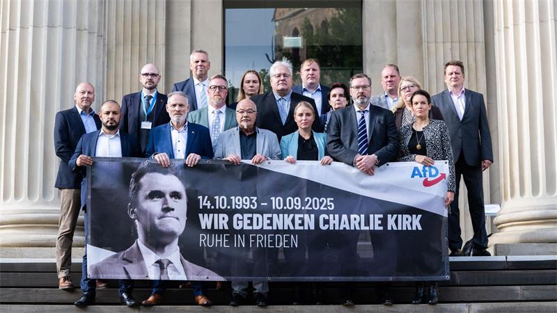 Viele Abgeordnete der AfD-Fraktion beteiligten sich an der Aktion.