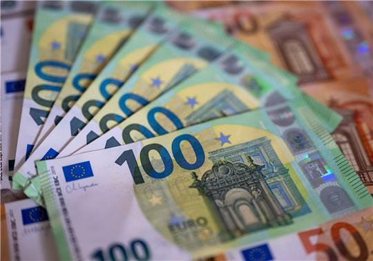 Viele Angestellte können sich über einen Inflationsausgleich freuen.