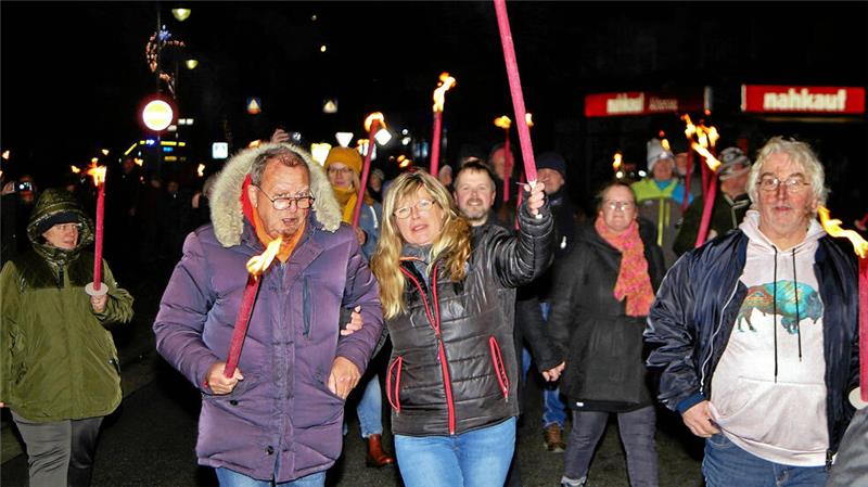 Volles Programm beim Altenauer Wintermarkt Viele Besucher lockt für gewöhnlich die Fackelwanderung mit dem Harzklub an.